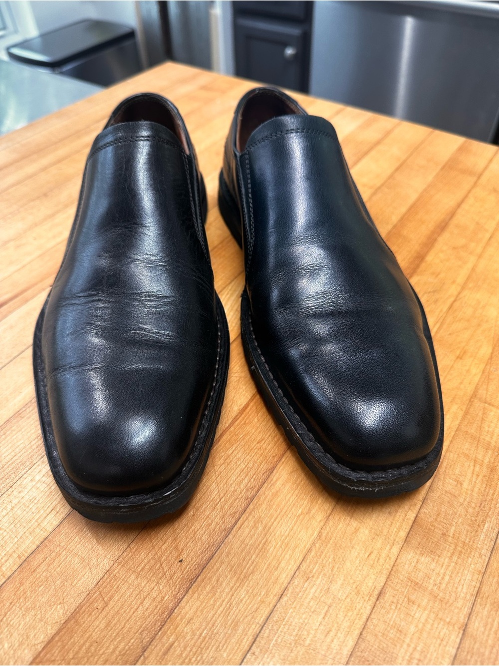 Men's Florsheim Black Leather Slip-On Dress Shoes size 8